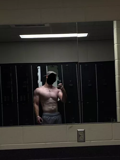 Be a good cuck, let a college bull breed your wife ;) by KansasBull7