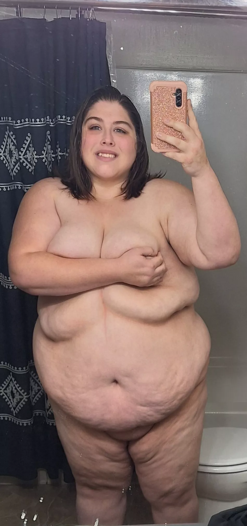 Come fill this massive belly!..... if you can hehe 😘 posted by BbwAshleyBabe