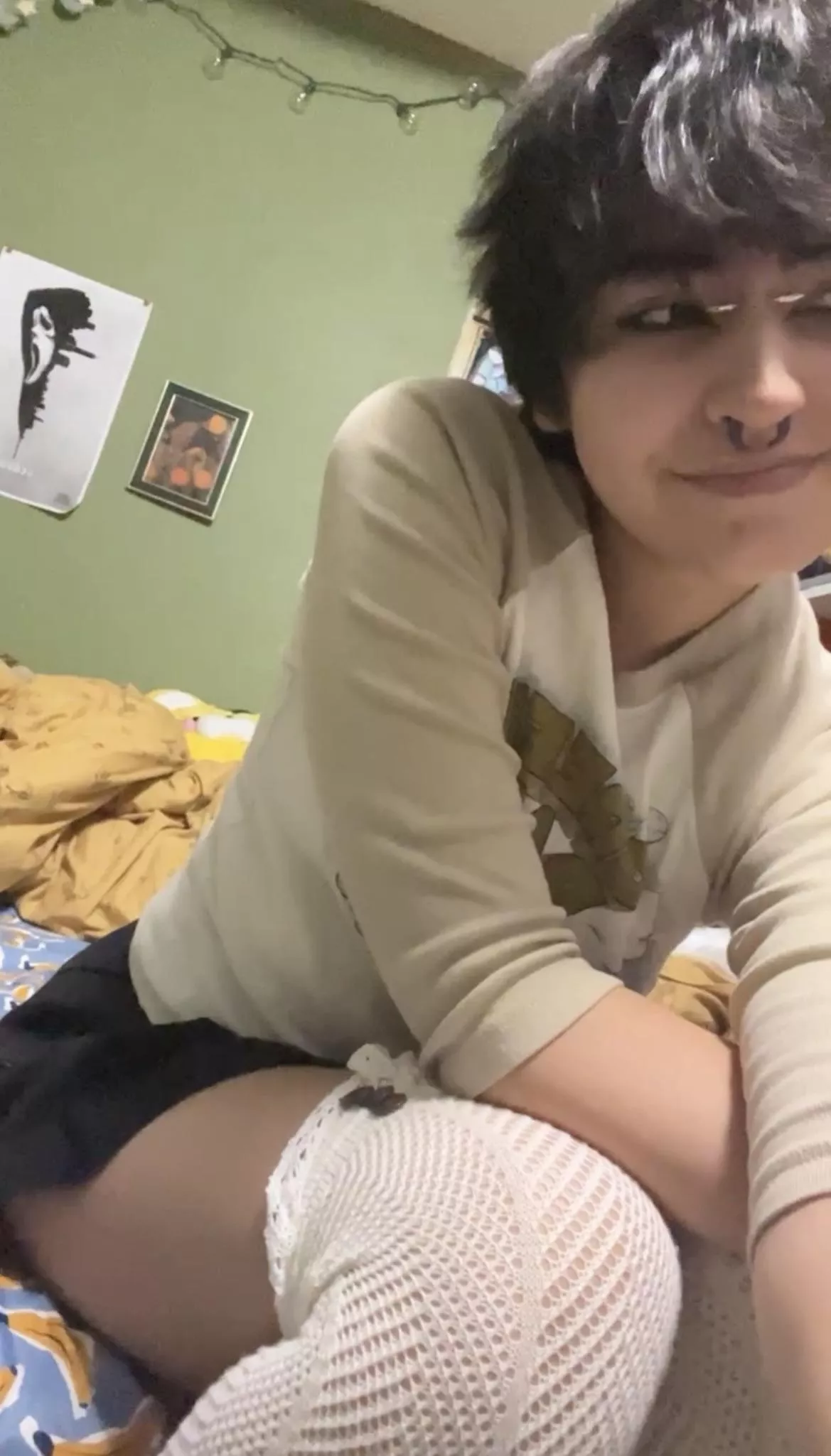 do u think i’m cute? posted by meowclock