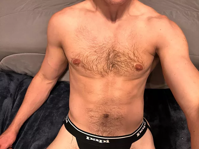 Get your face in my chest by stlcardsfan90