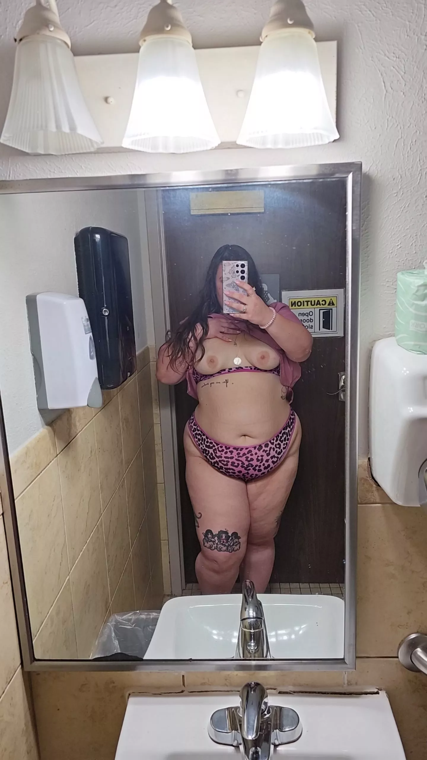 Good morning 🩷 posted by kenzietheprincess