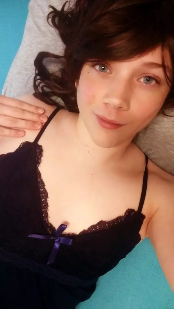 Hello 😉 posted by Various_Instance_561