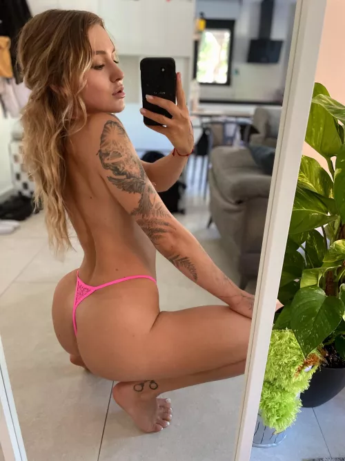 I want you to jerk off to my pics by Pudinblack