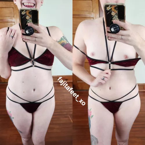 If I sent you this, would you come over for a Mandalorian marathon [F] by Fajitafeet_xo