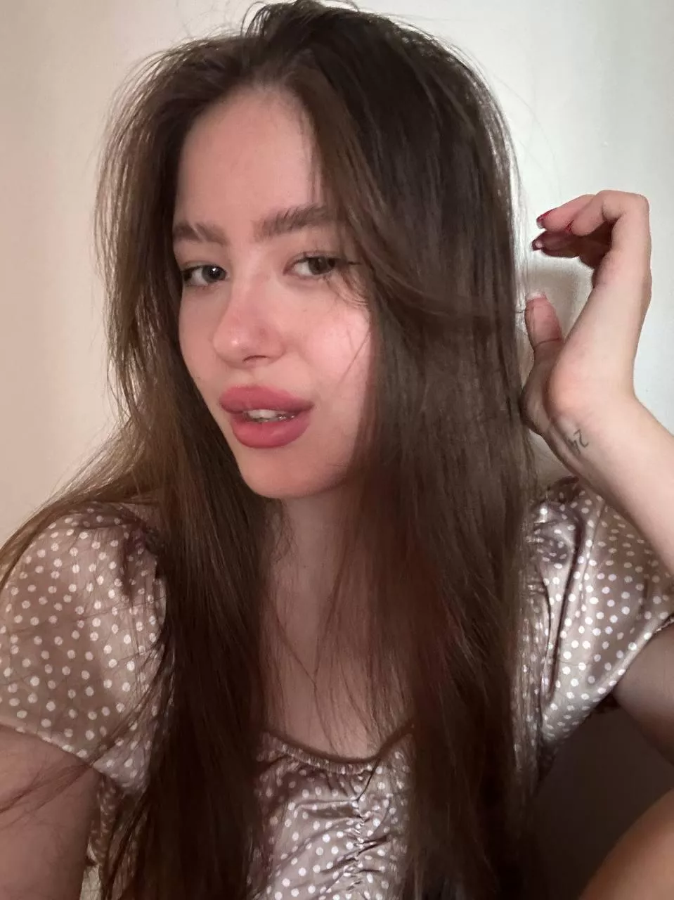 IUTR posted by Yummy_Strawberry_535