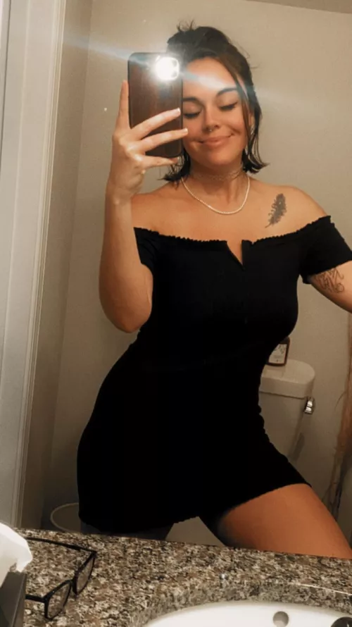 Wifey material?! by bangbangreign21