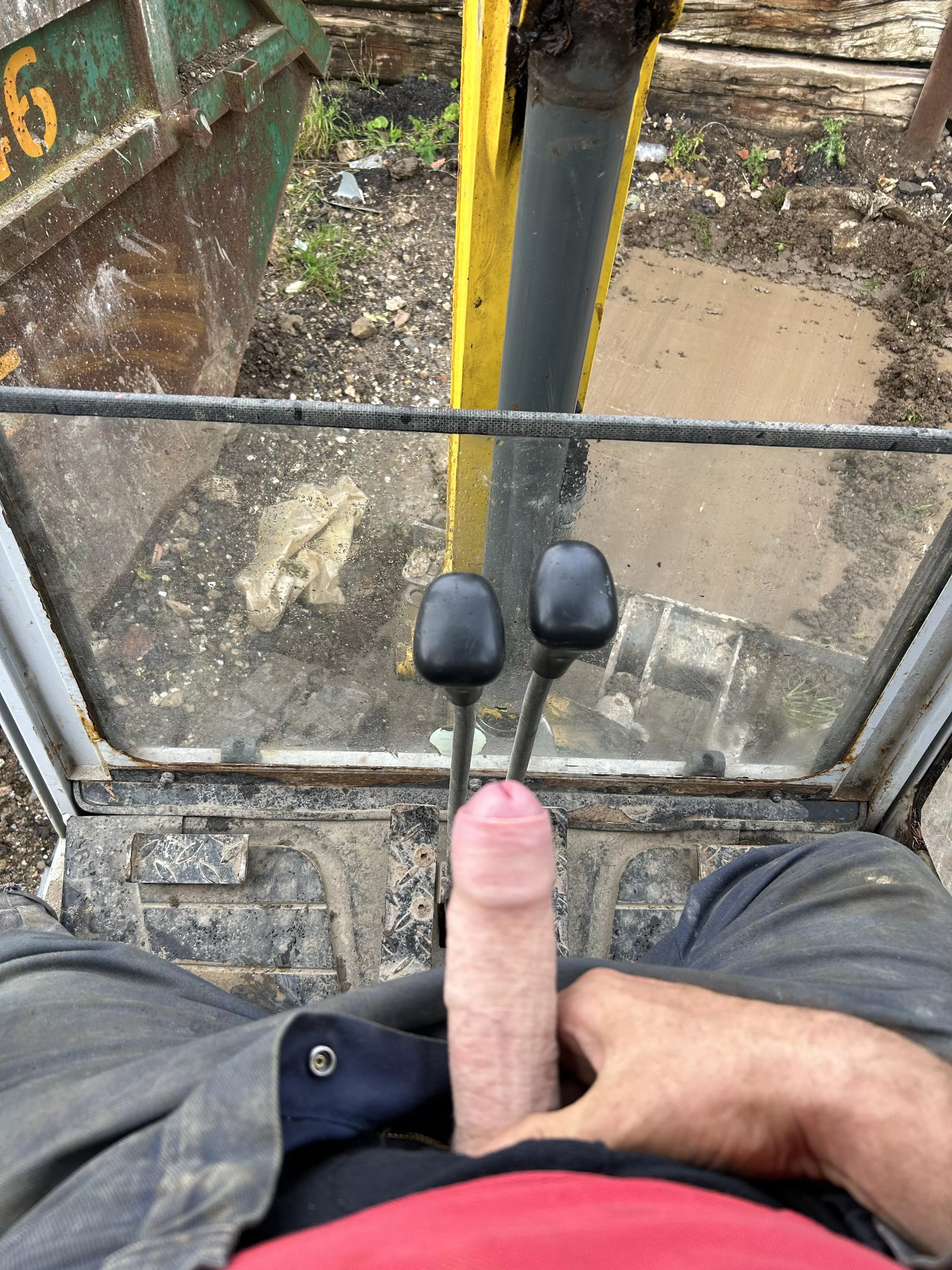 Work boner posted by Reallybored3