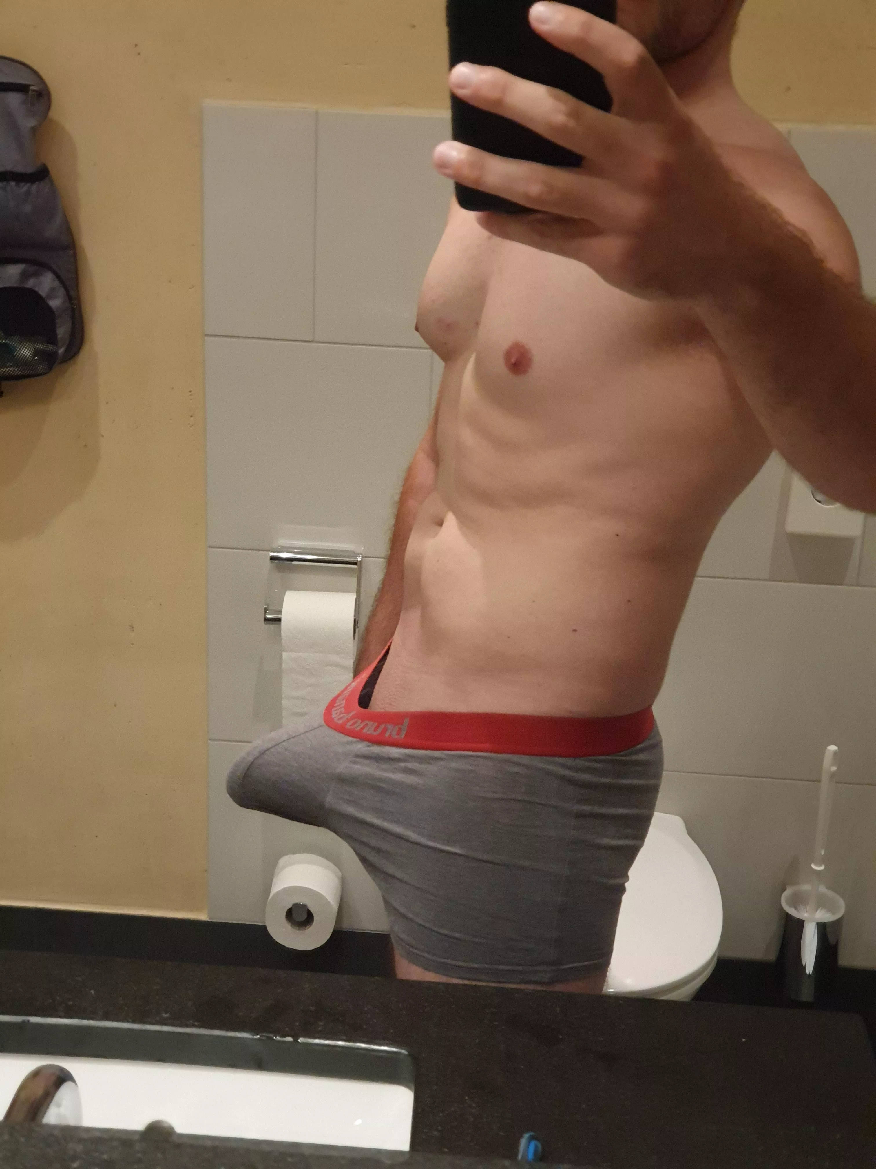 Bulging till they leave the skin posted by quack_quack_29