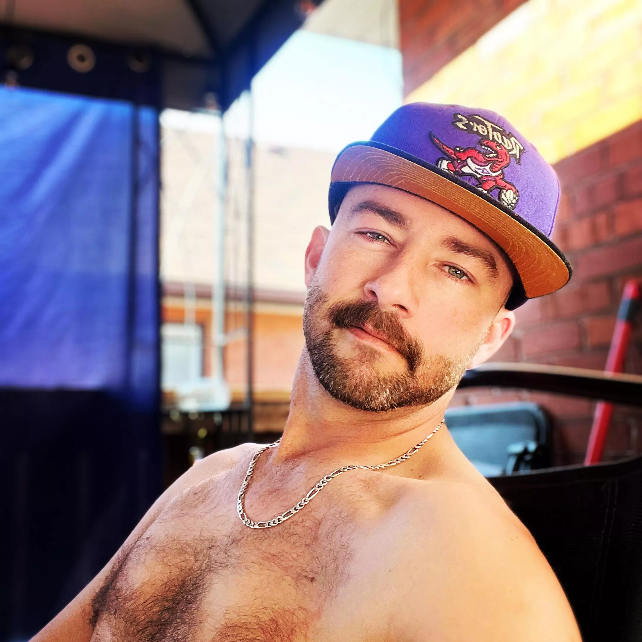 Chilling before work posted by comegetsomefood