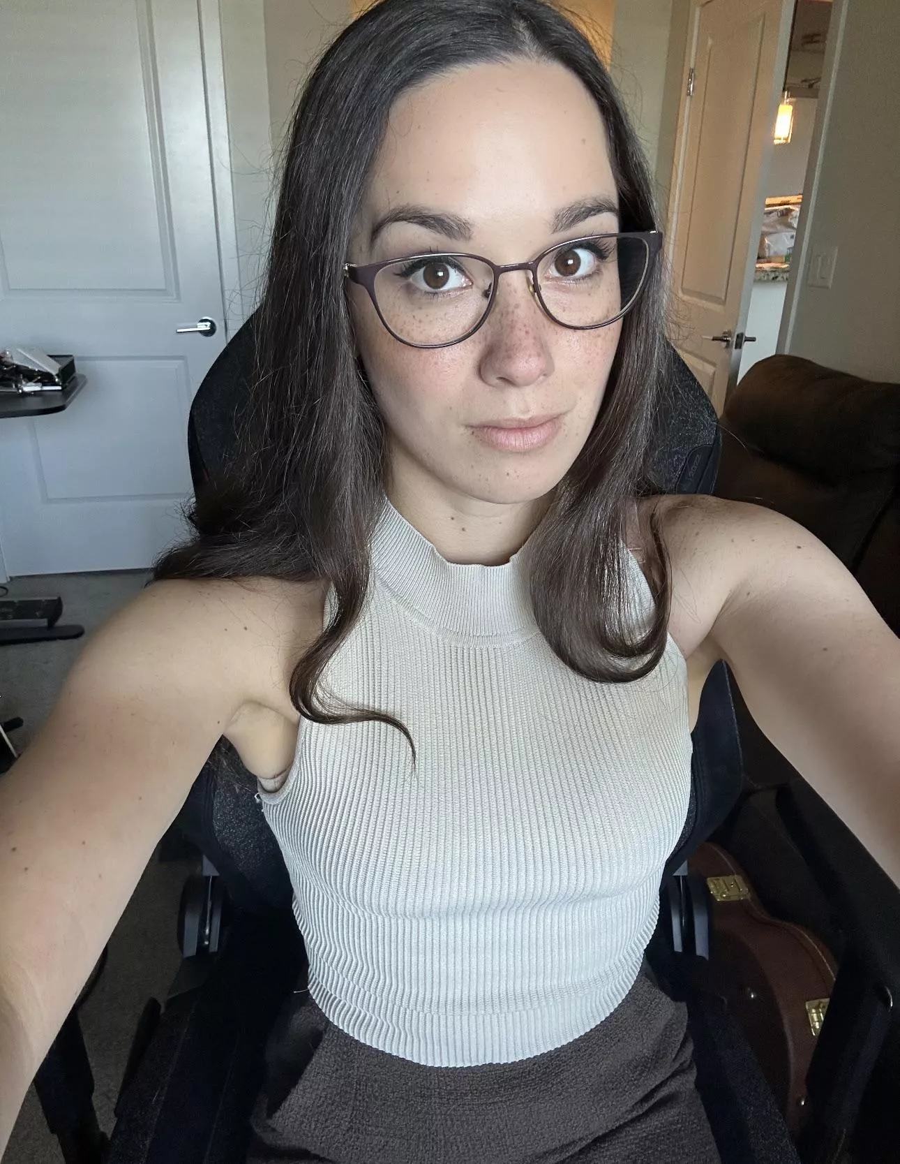 Feeling snazzy in my outfit. posted by AlanaAraya