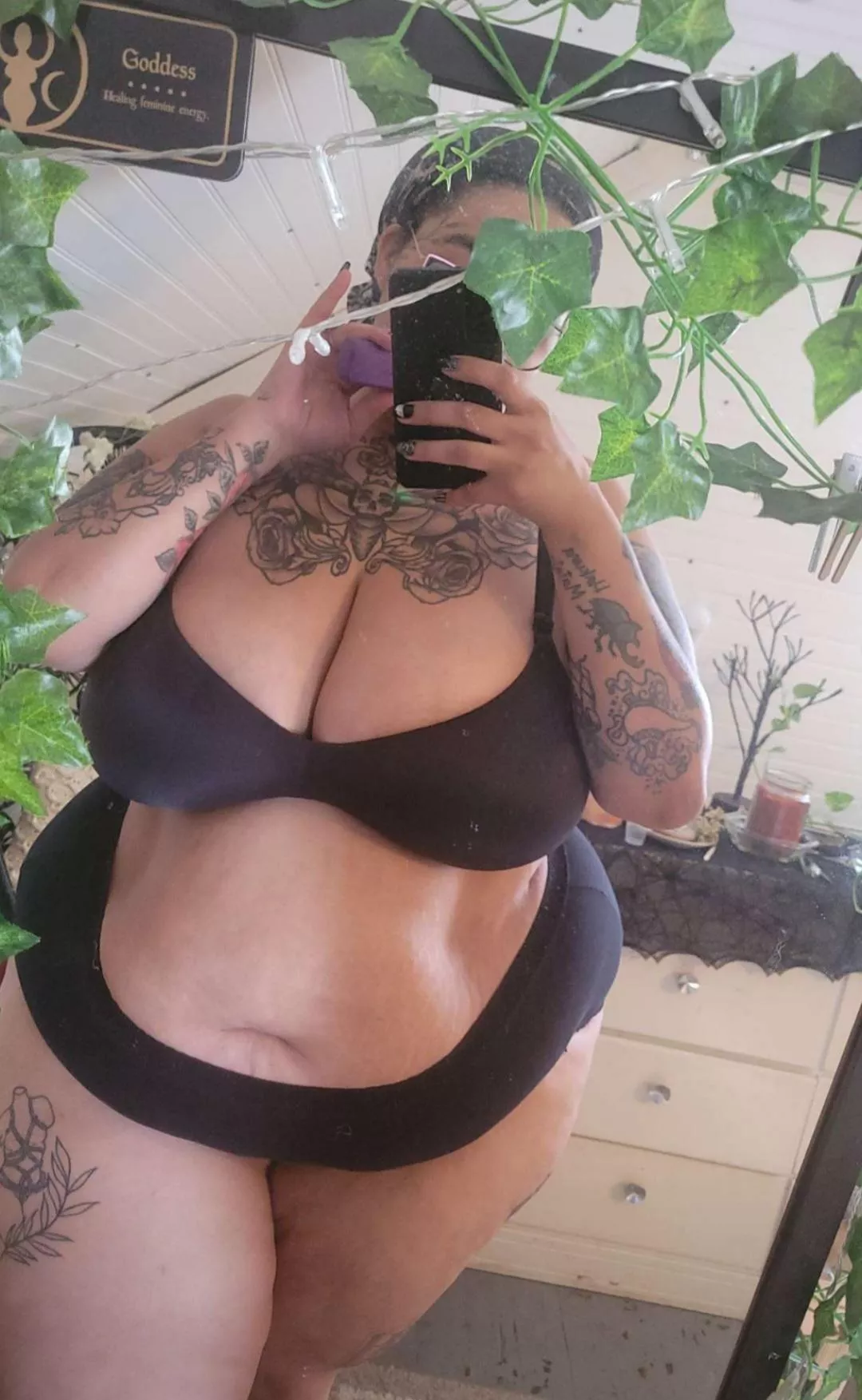 First time posting, please be kind to me 🙏💜 posted by TattedGoddessNaomi