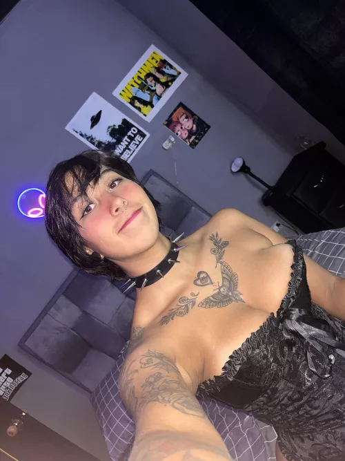 I took a cute selfie and I want to share it with you by RudeGera