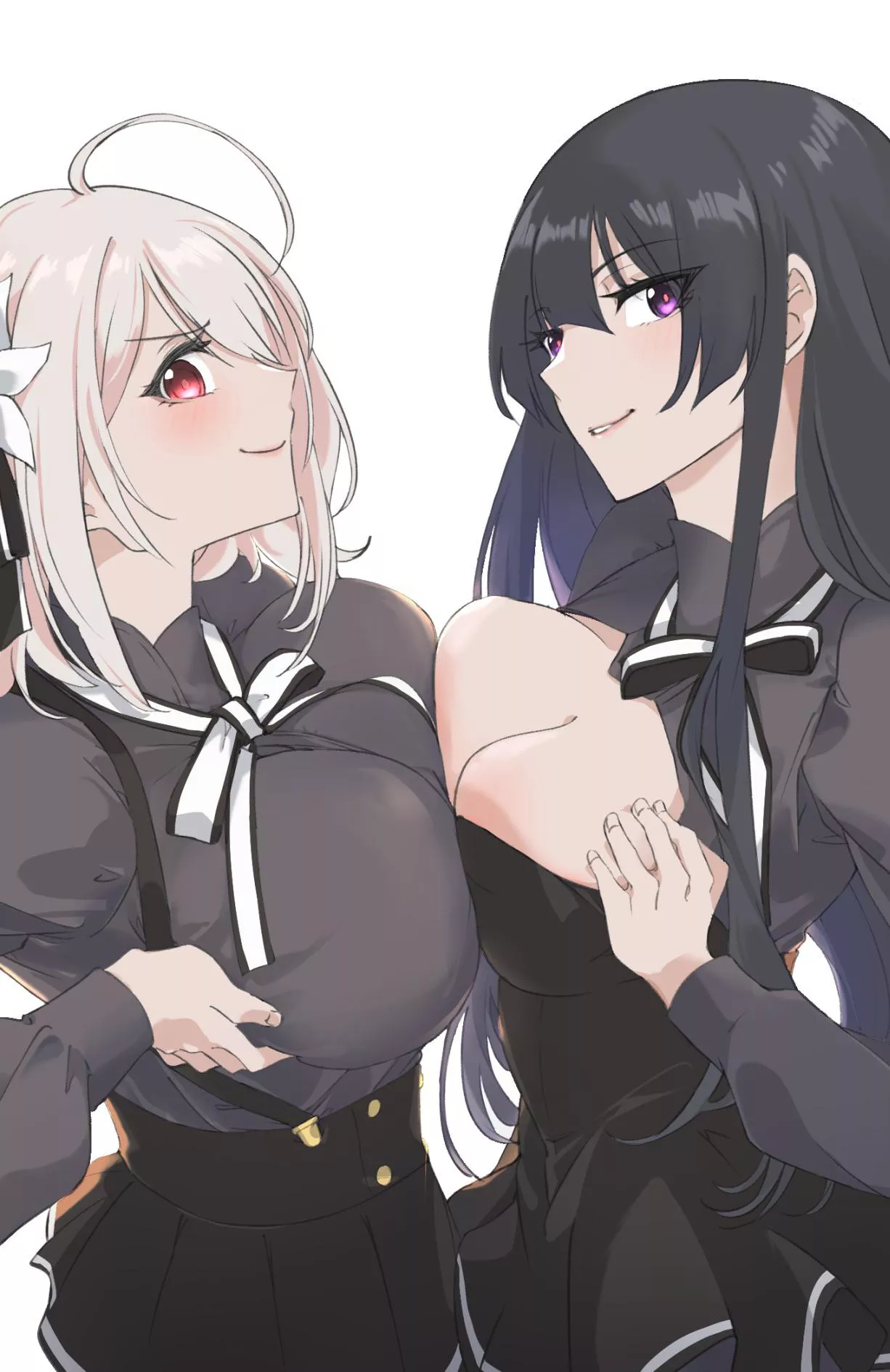 Lily and Thea funbags (Barar) [Spy Classroom] posted by MillionHypotheses