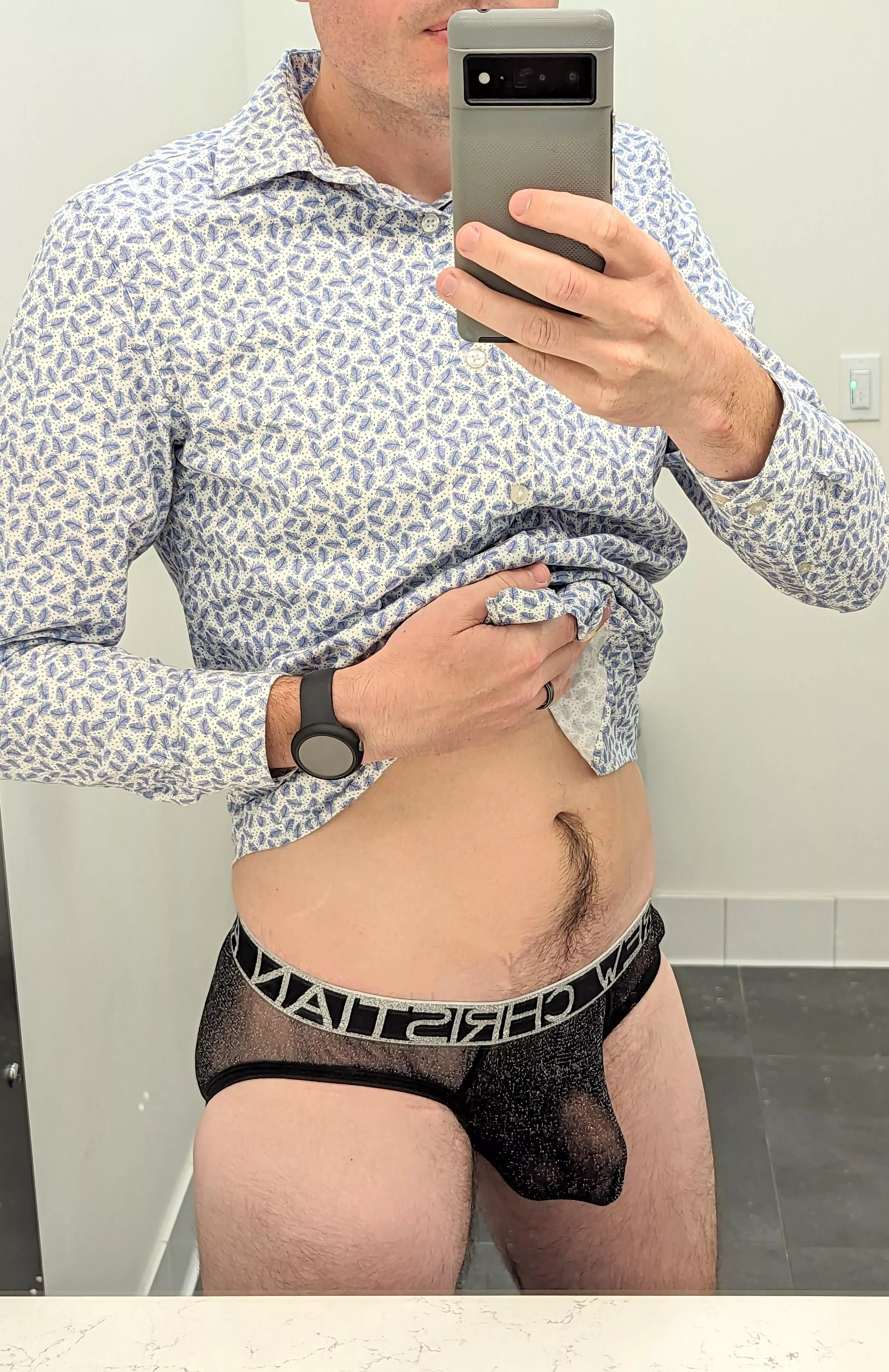 Meet me in the bathroom on break 😏 posted by KinkyDadsOF