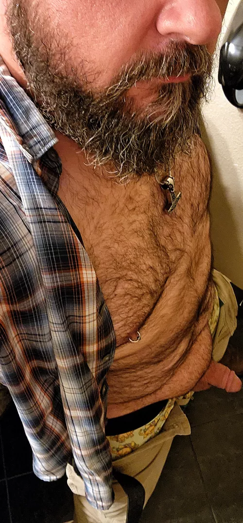 Quick break figured I'd just give him some freedom by VikingStudMuffin