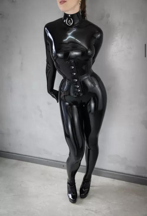 Statuesque by Reflective Desire by LATEXnCHILL