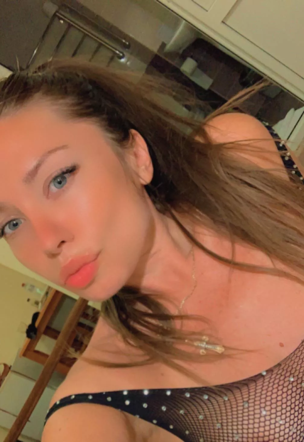 @swet_elin posted by Historica777