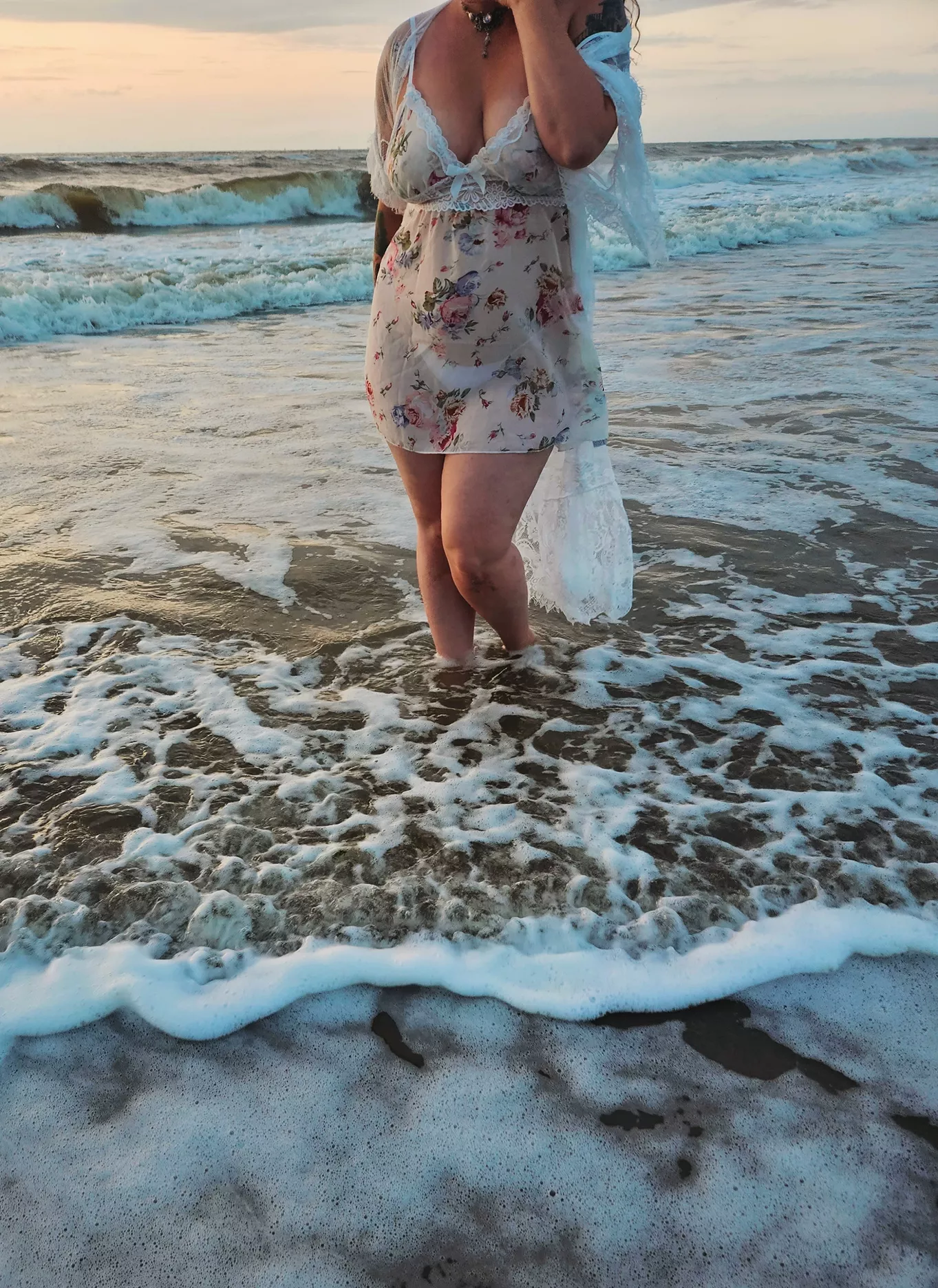 The sea <3 (f) posted by Rich-Protection2188