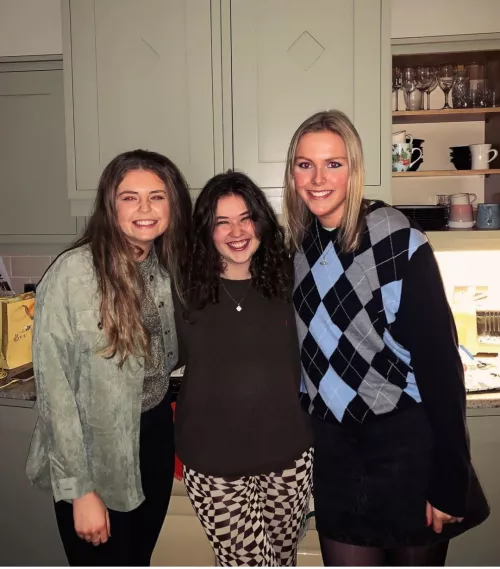 Which one would you want sitting on your face by Pure_Prize5644