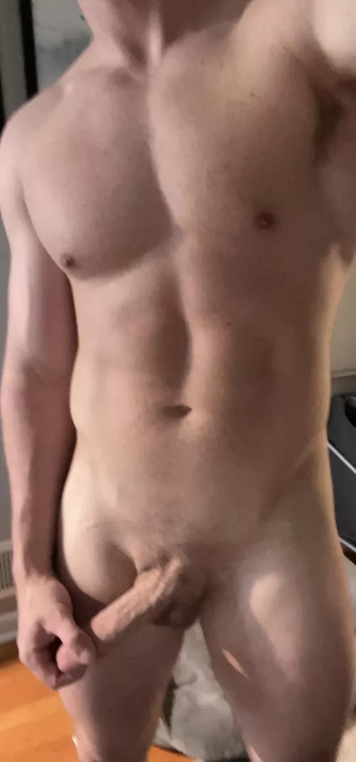 [32]👋 new here - should I post more? by Max_Monroe22