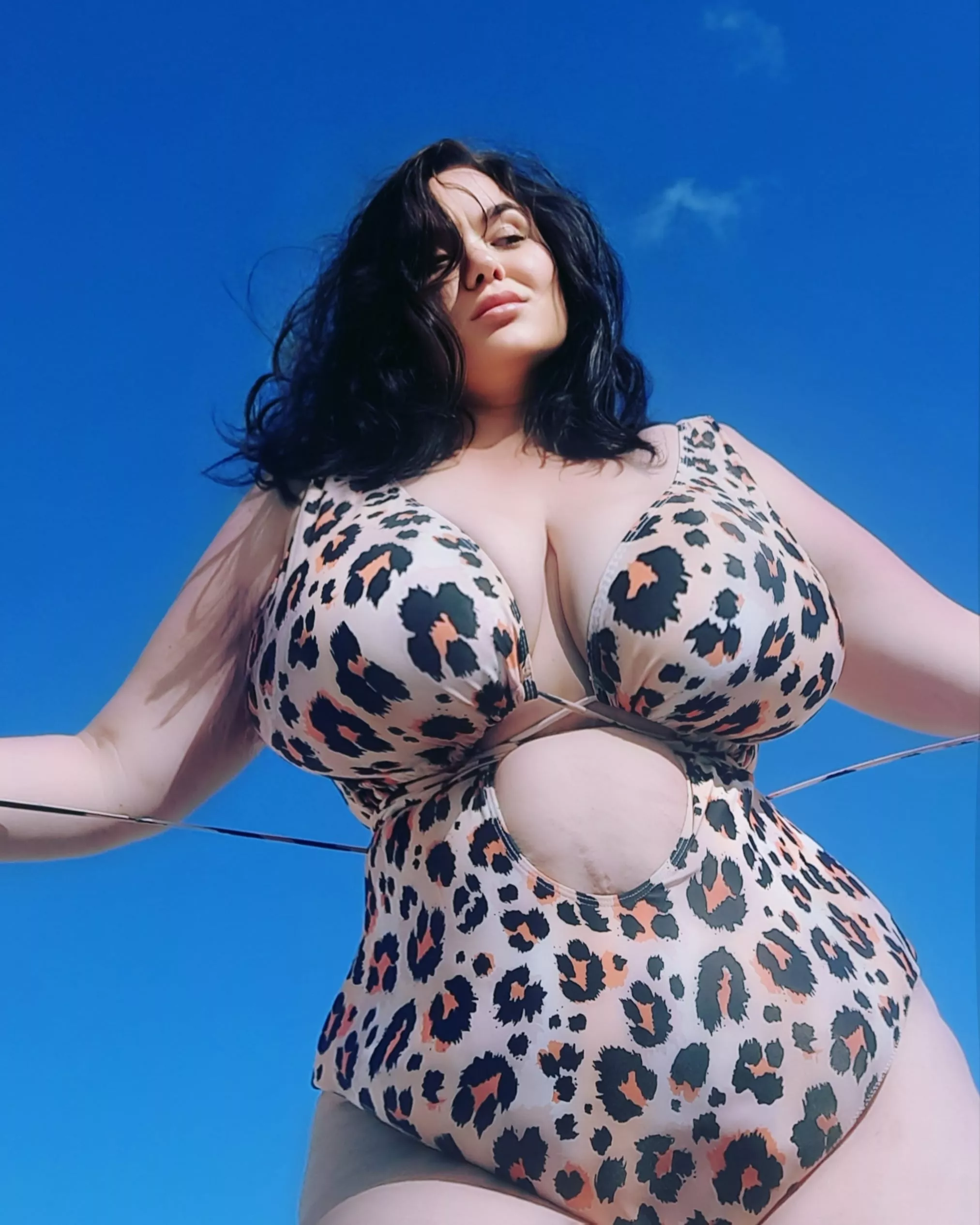 Big Huge Heavy bikini posted by satisfaction-queen