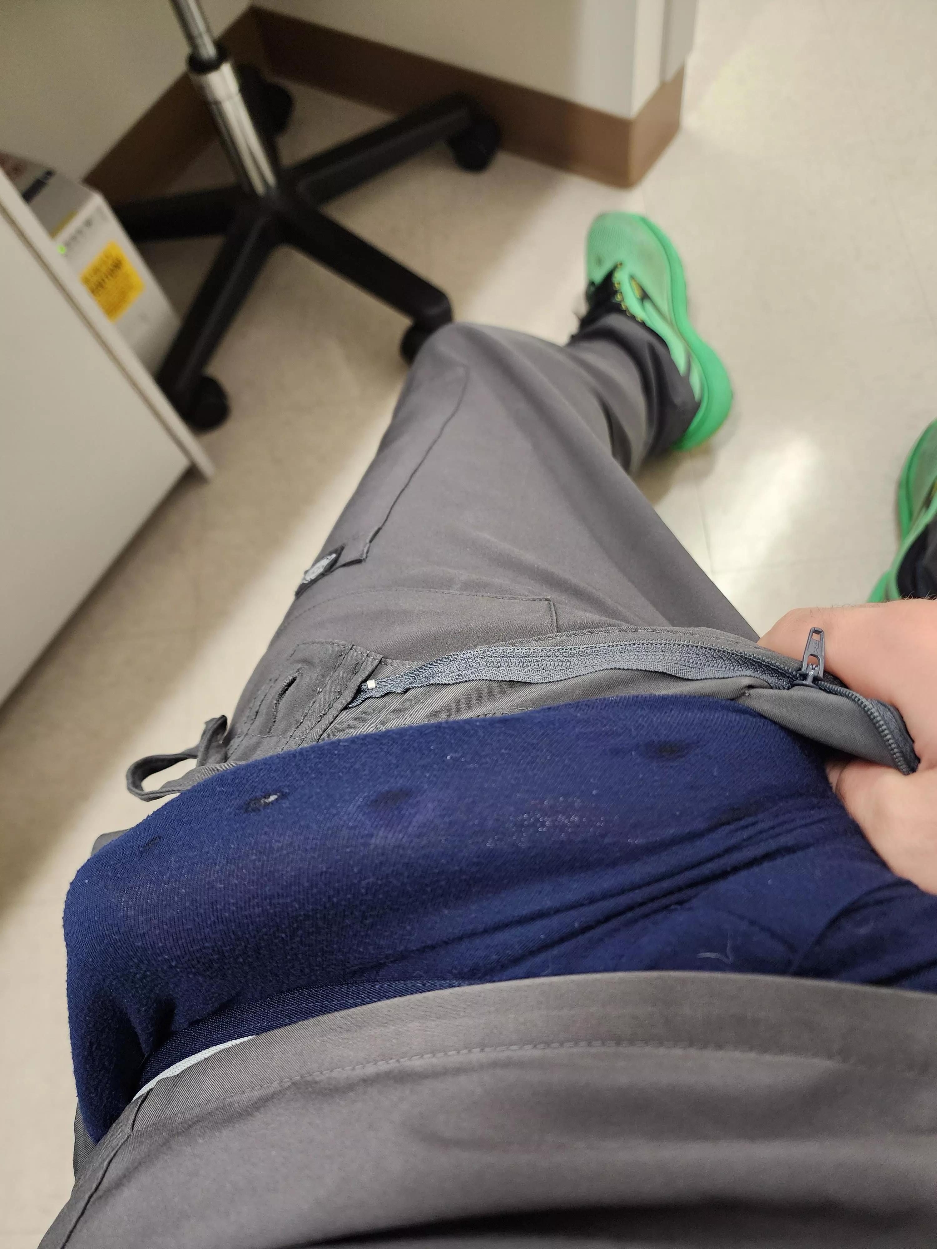 Could always use an extra hand, or mouth, to pass the work day. posted by Trick_Menu