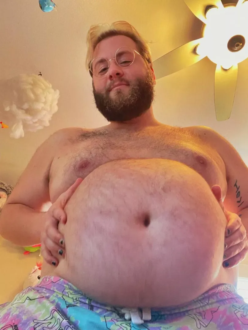 Does anyone here like belly’s? 😈 lmk what you think of mine posted by NathanThick
