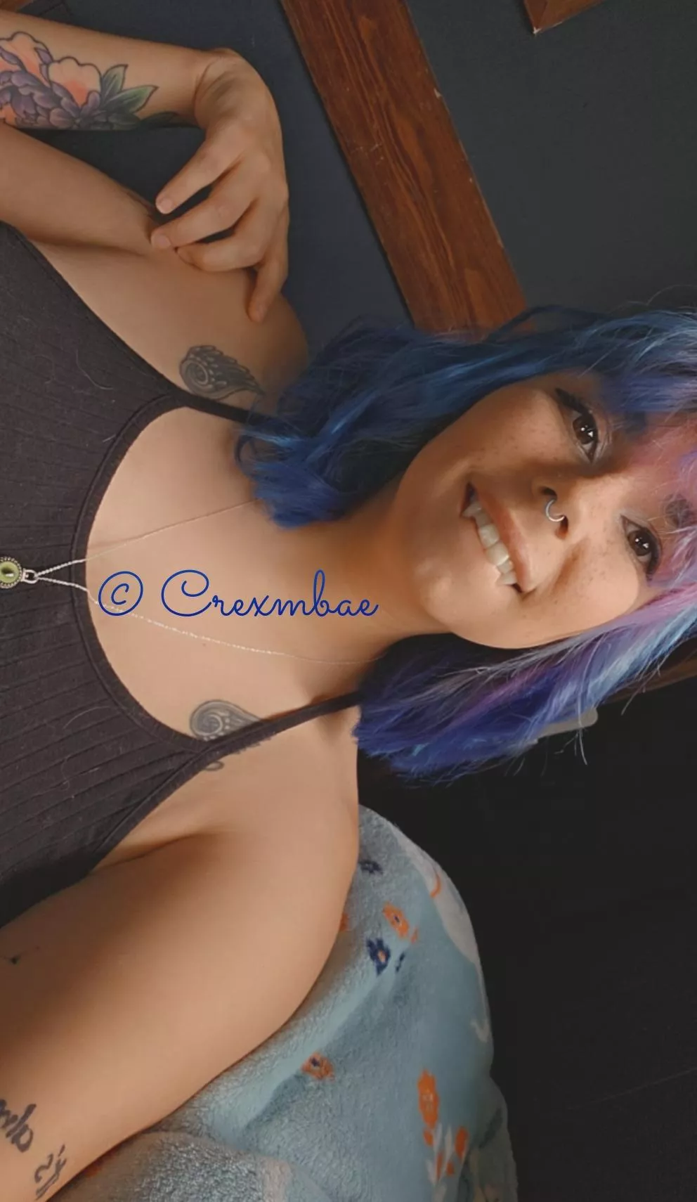 Girls with fangs. posted by creqmbae