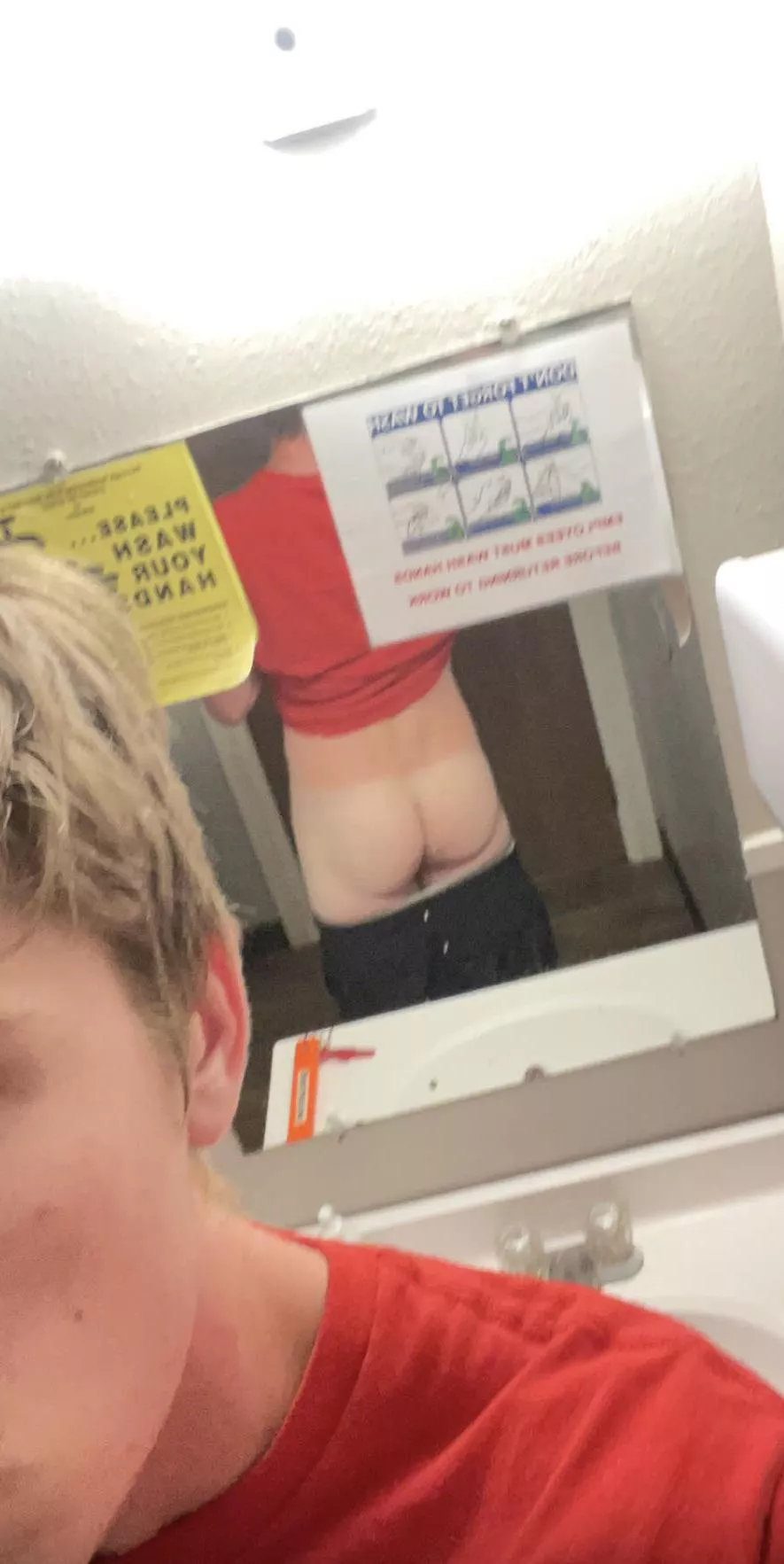 How’s this 20 year old ass posted by Big_daddy_25