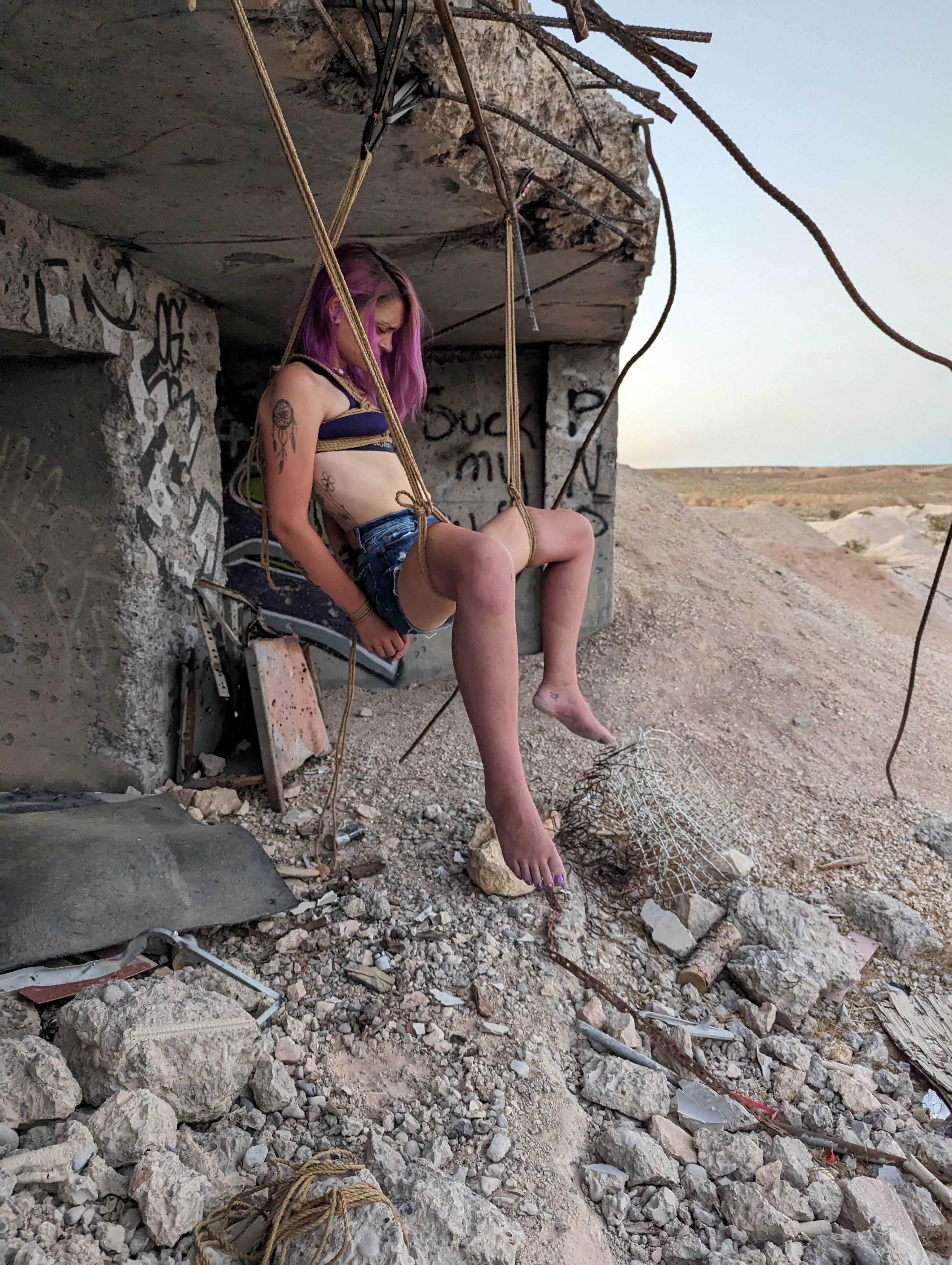 I love being suspended outside 🥵 posted by bunnytiesknot