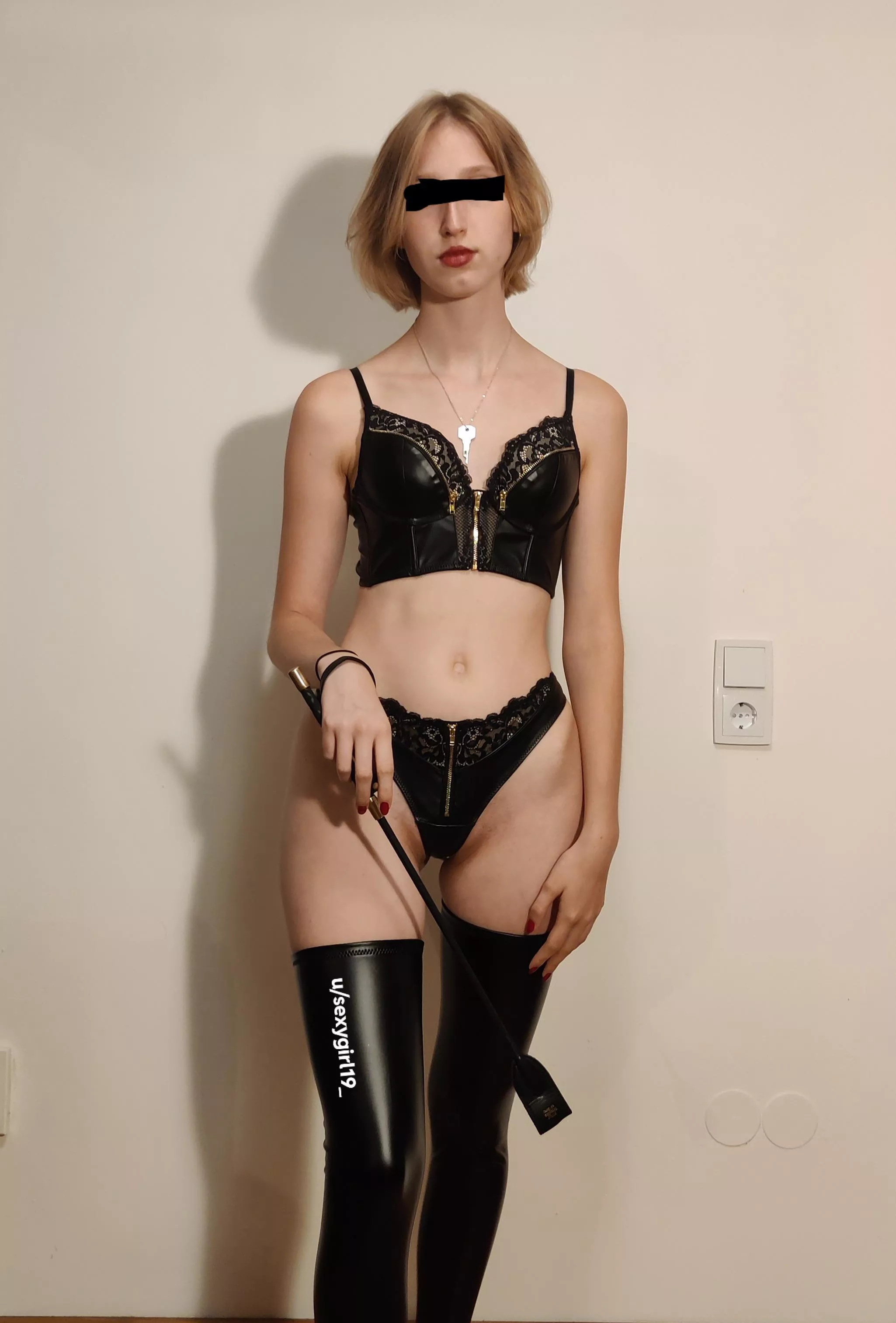 I‘m no angel. posted by SexyGirl19_