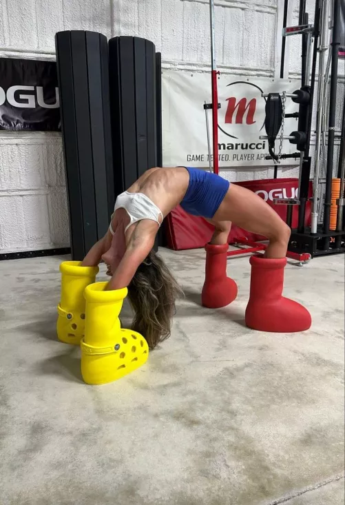 Little fun whilst working out by vitamersakeenwb7