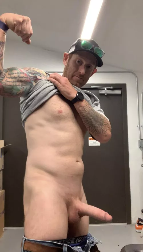 (M) Any of you ladies want to be my workout partner. Let me know by Fit_ginger1131