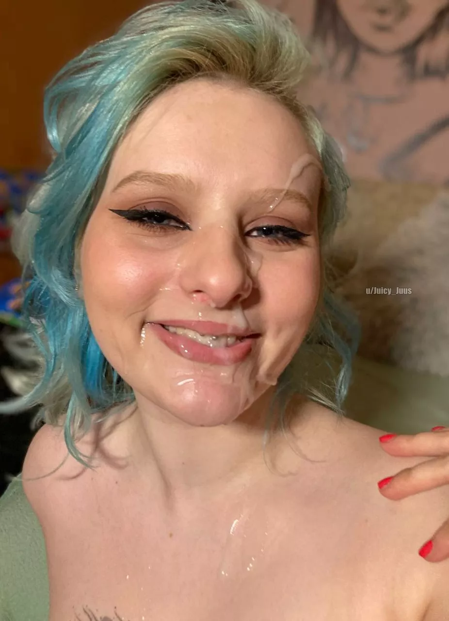 Nothing hotter than finishing him off on my face posted by Juicy_Juus