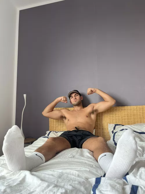 Sniff or lick? by UkranianAlphA