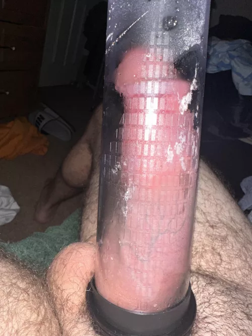 Wow probably the longest I’ve pumped for and this is definitely the biggest it’s ever been by BigCozy775
