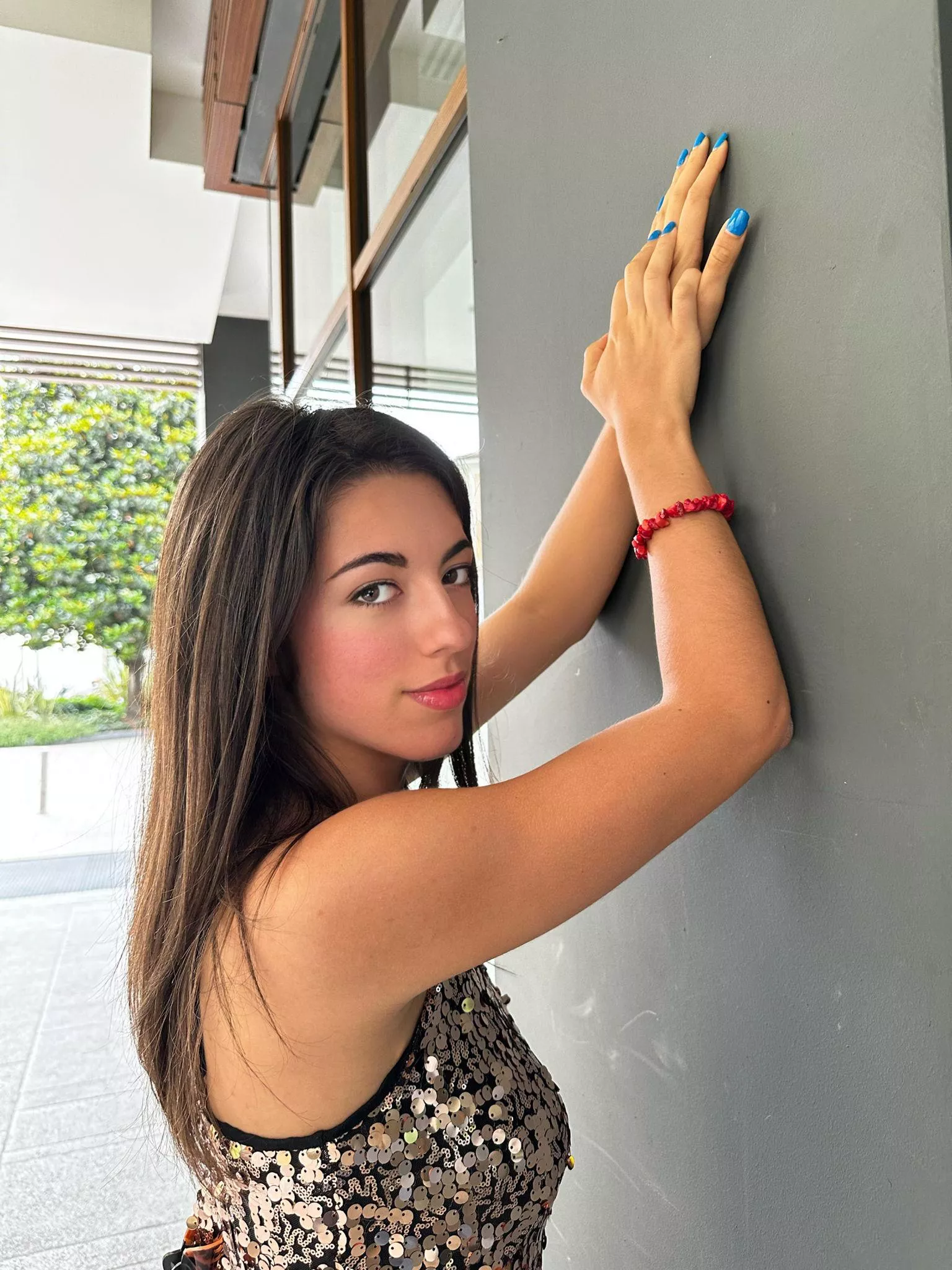 You could take pics of me and use them as your new wallpaper F19 [IUTR] posted by little__devill