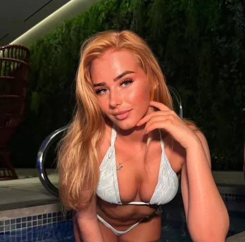 Are redheads cute too? by ChristineBlossom