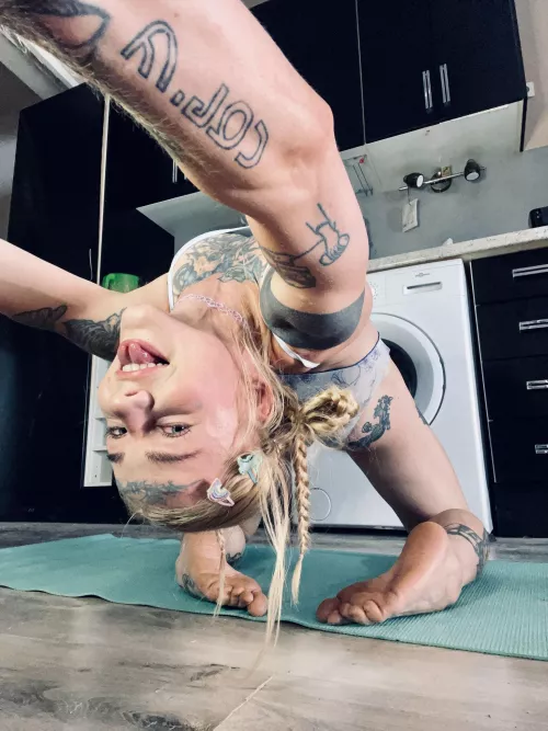 Behind the ink lies a story by Cythia_Susa