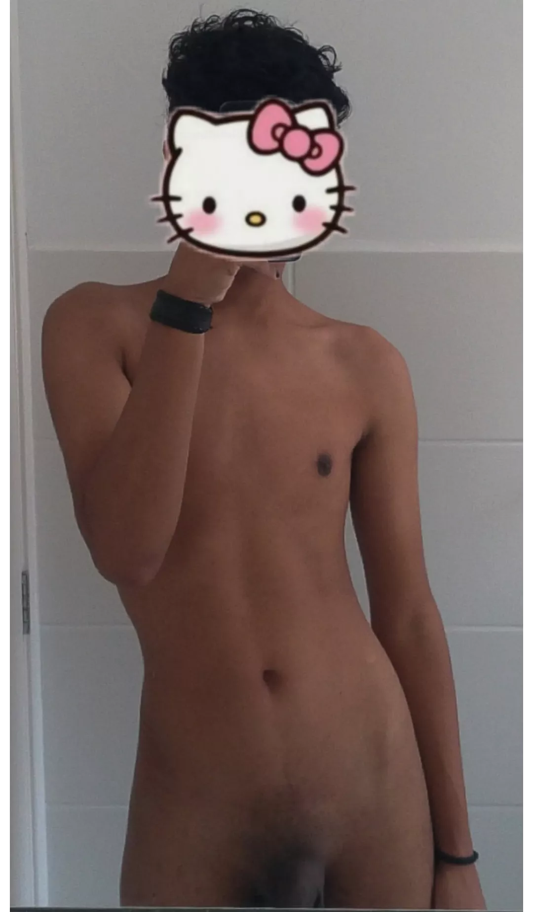 Black emo twink 😀 posted by fofobr