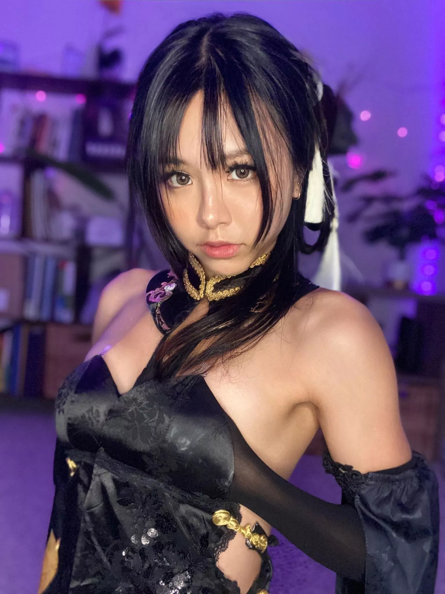 Come play with me baby posted by CakeCakeAsia