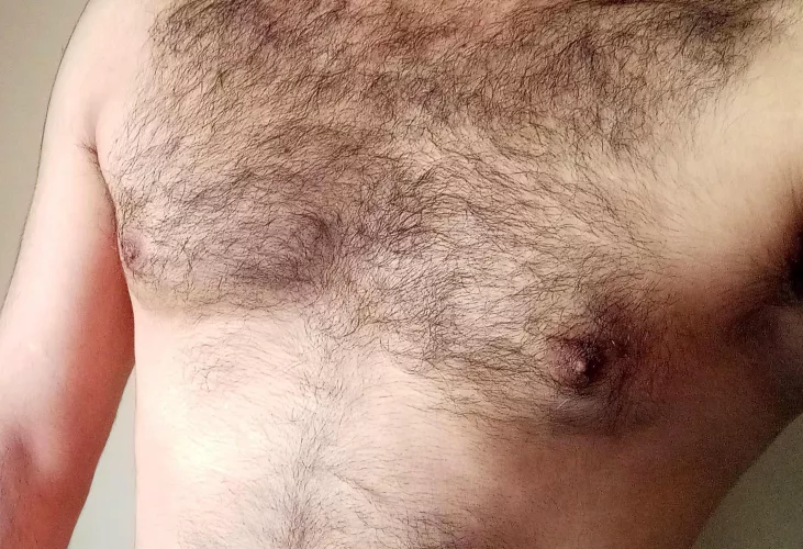 Hello again 🖐😁(chest pic) by selonzan