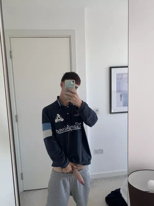 Hey 🍆😈 by WeakSleep5017