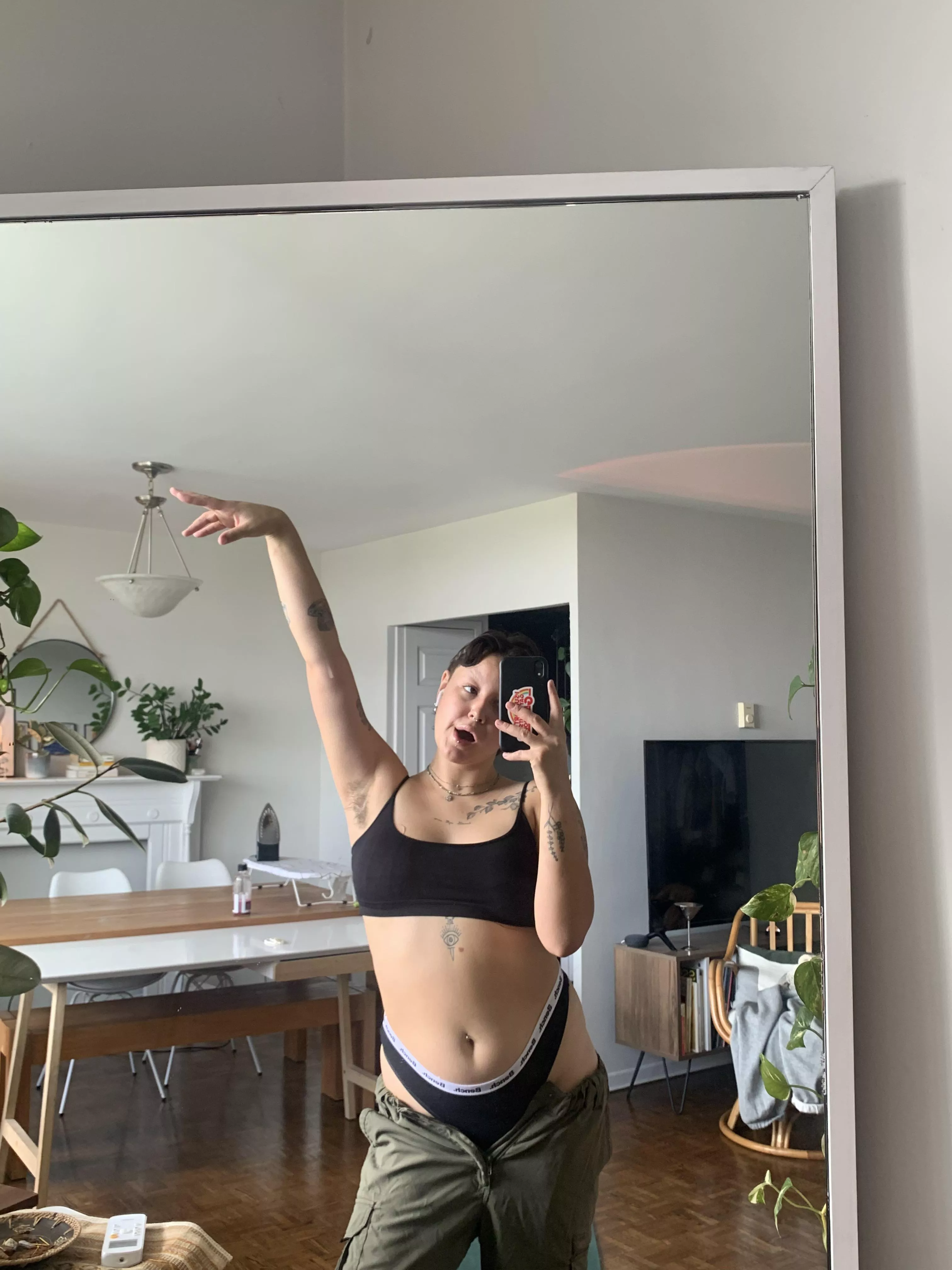 hiiiii how are u 👅 posted by genderfluidgirlypop