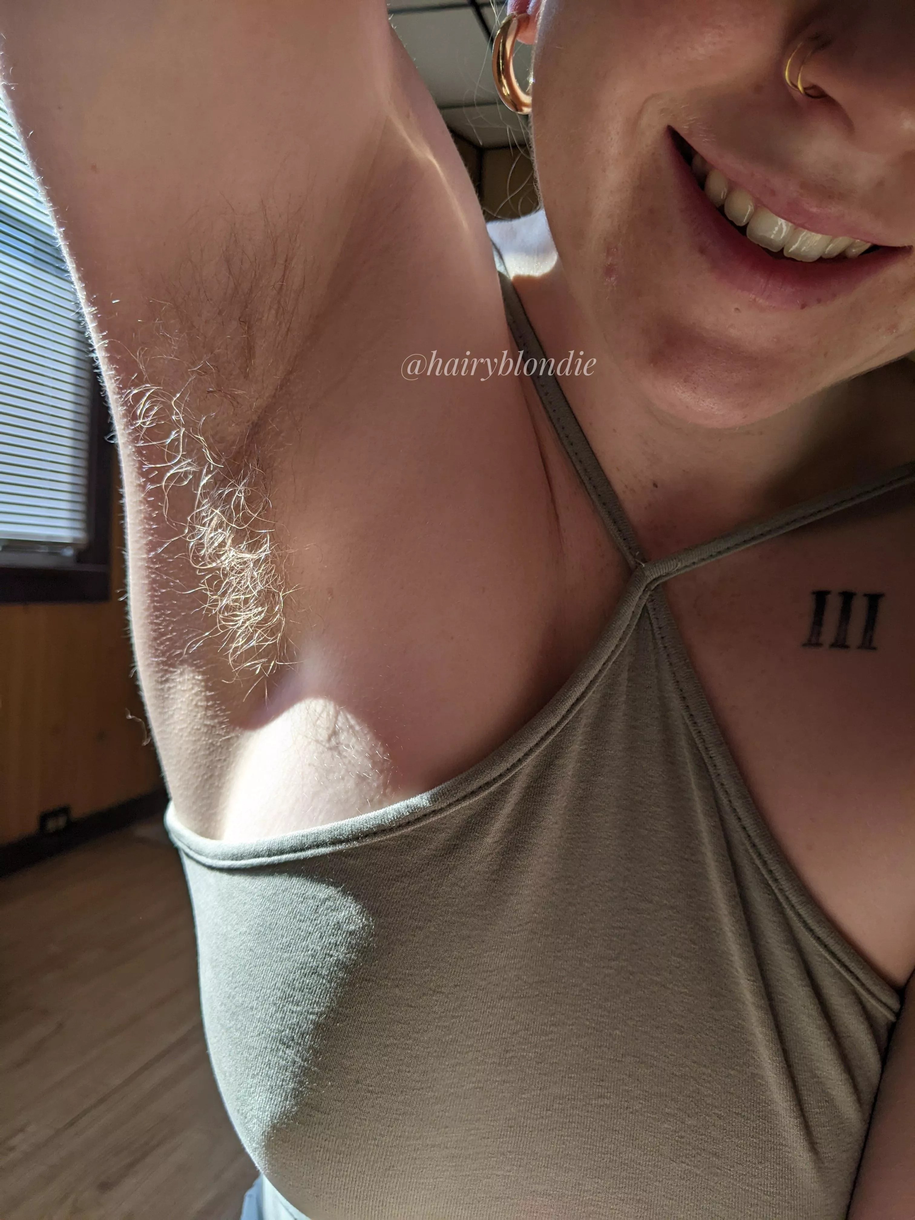 I don't wear deodorant, I prefer my natural scent posted by efiwfsn