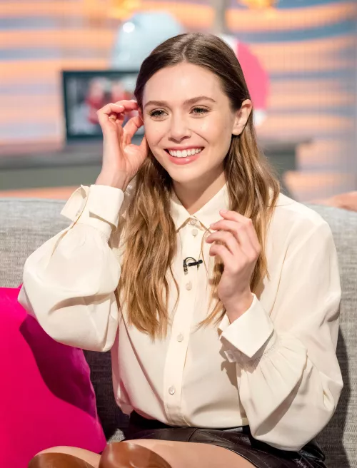 Lets get gay for elizabeth olsen by koboldthrowaway