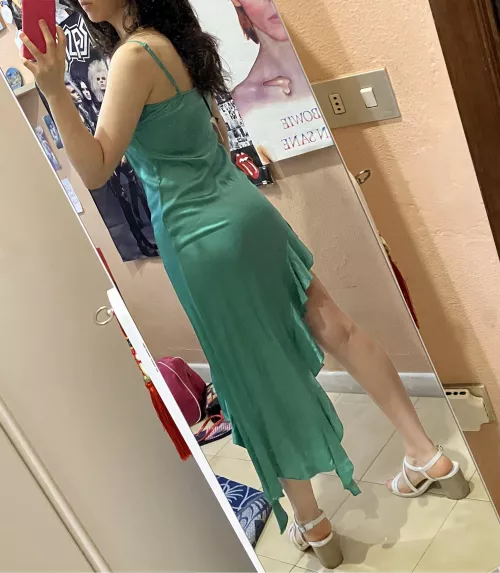 Ready for tonight 👗 by vintage_bambi