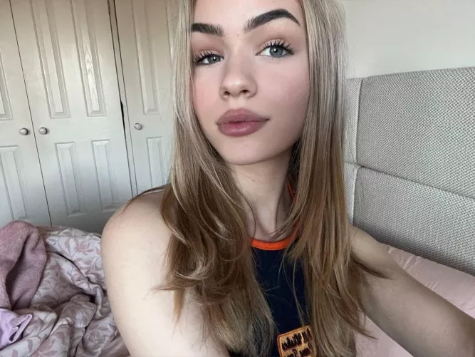 Would you ask me out if you could? by doll_eyesblue