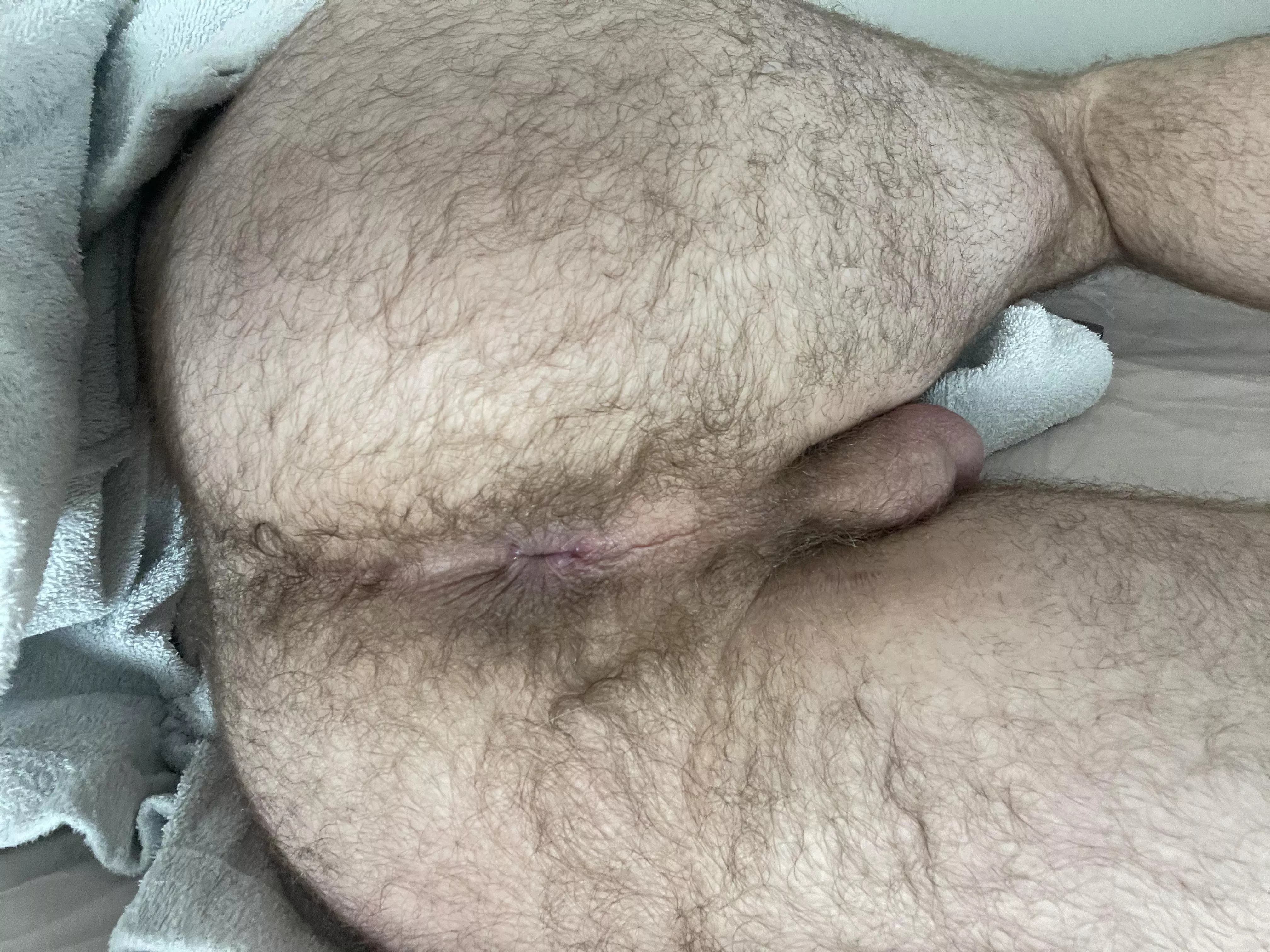 You sliding in? posted by gay-throwaway-