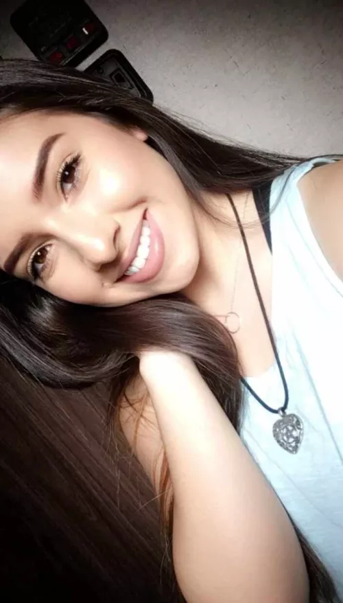 22 [F4M] Im New here Just Want to Meet new people And make Some Fun Im bored And horny hit Me up Snapp me : christel_701 by AudreaHutcheson